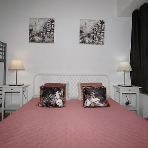 Brial 2 Bedrooms, , Anversa Belgio